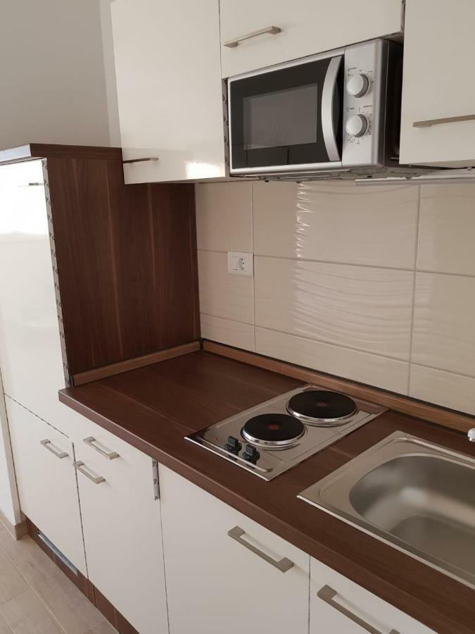Studio Apartment Matija Подстрана Екстериор снимка